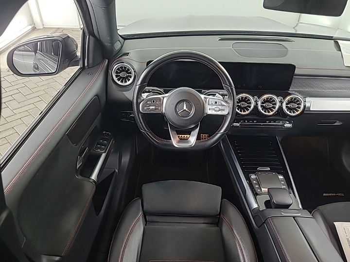 Foto 9 van Mercedes EQB