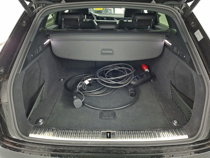 Foto 6 van Audi e-tron