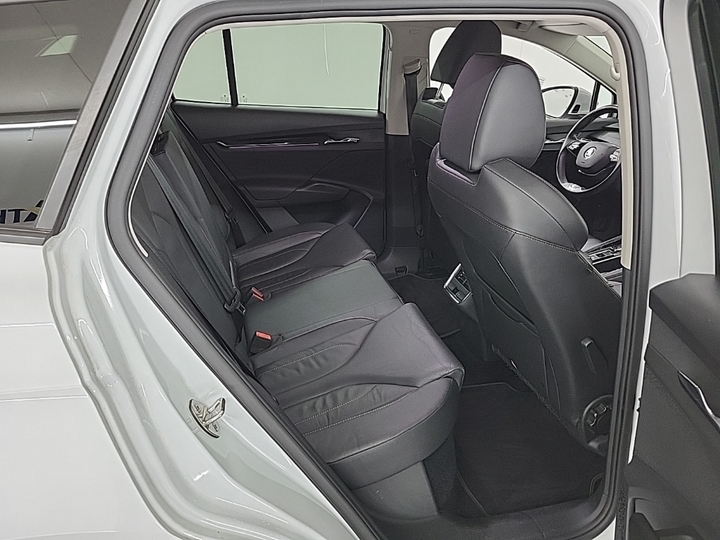 Foto 8 van Skoda Enyaq