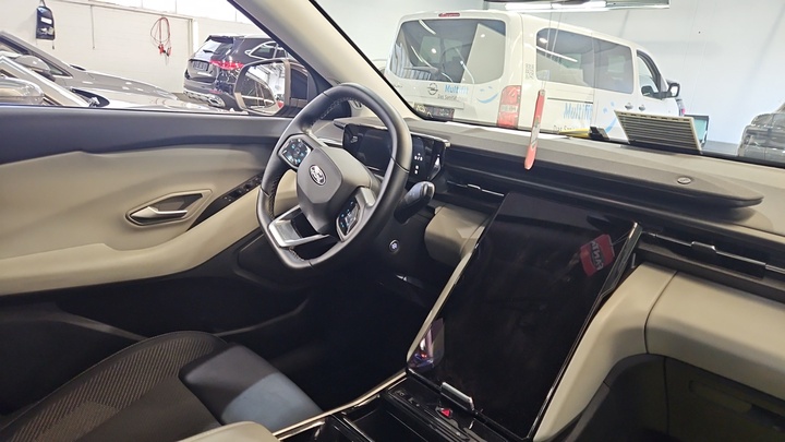 Foto 8 van Ford Explorer EV