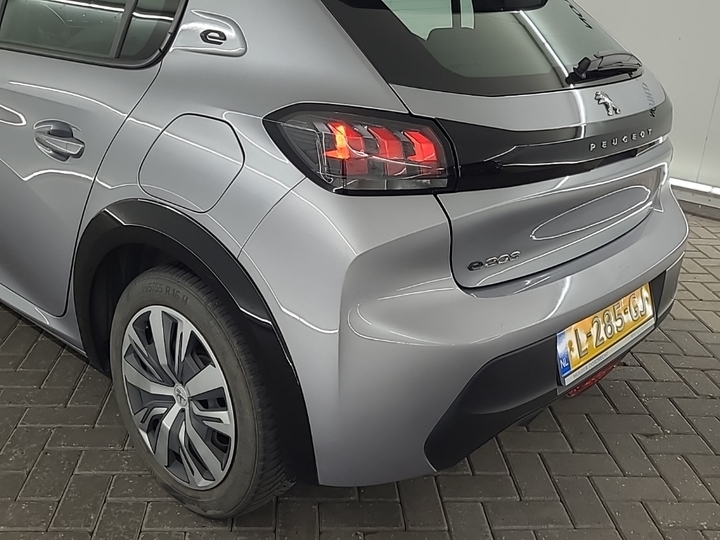 Foto 20 van Peugeot E-208