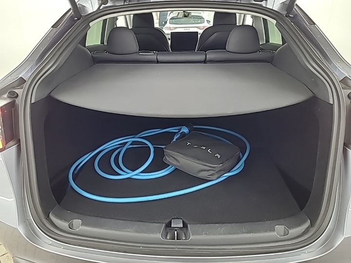 Foto 4 van Tesla Model Y