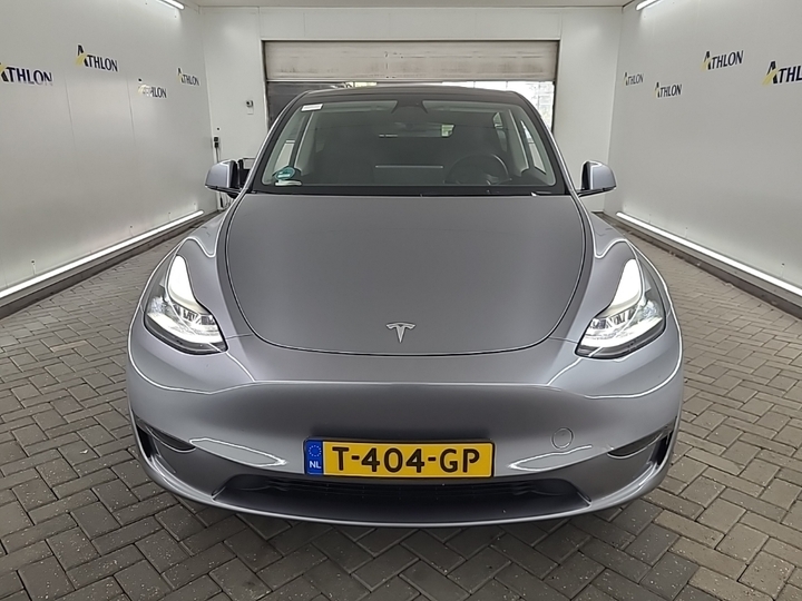 Foto 14 van Tesla Model Y