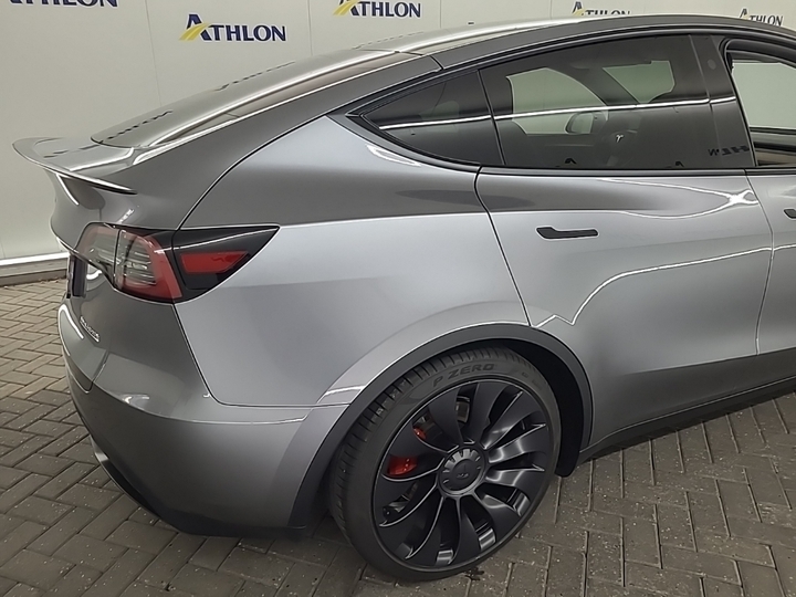 Foto 26 van Tesla Model Y