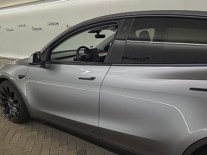 Foto 28 van Tesla Model Y