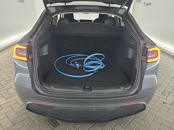 Foto 6 van Tesla Model Y