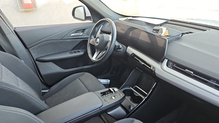 Foto 8 van BMW ix1
