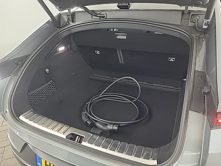 Foto 6 van Polestar 4