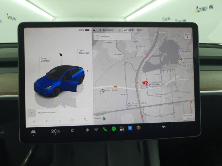 Foto 12 van Tesla Model Y