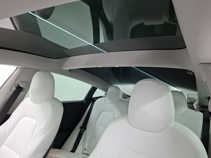 Foto 20 van Tesla Model 3