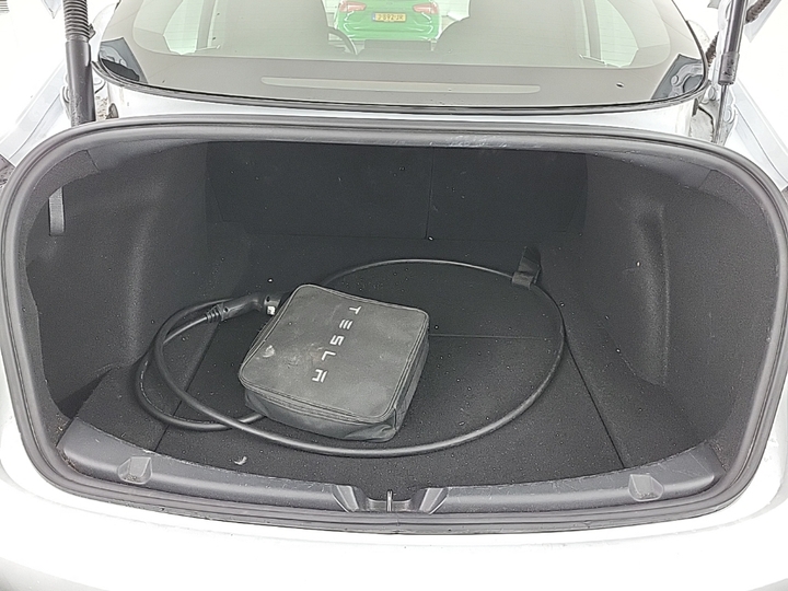 Foto 6 van Tesla Model 3