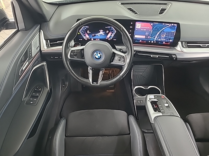 Foto 9 van BMW iX