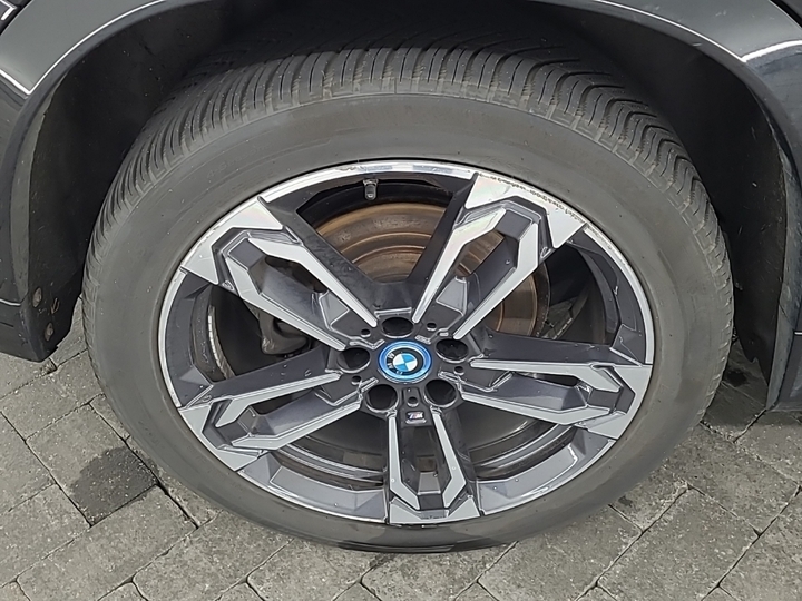 Foto 21 van BMW ix1