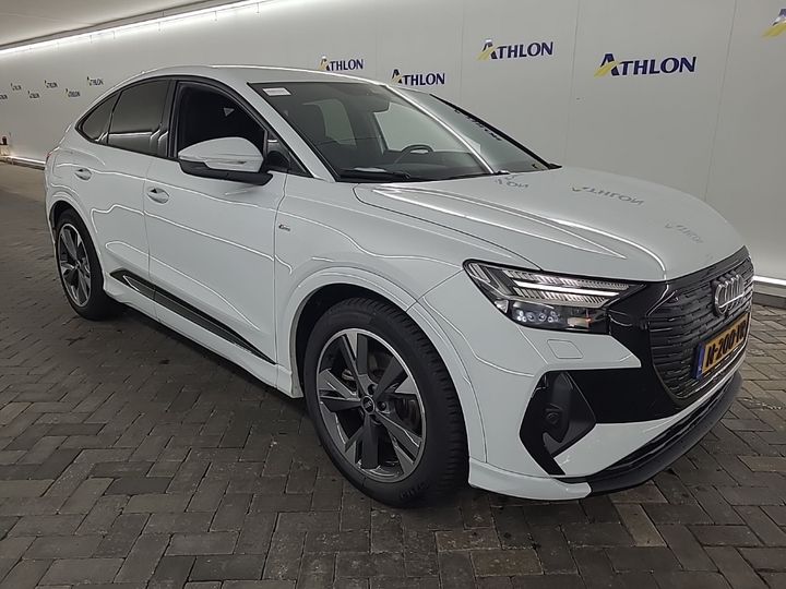 Foto 2 van Audi Q4 Sportback e-tron