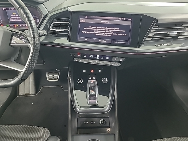 Foto 10 van Audi Q4 Sportback e-tron