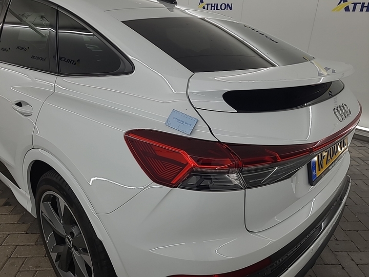 Foto 20 van Audi Q4 Sportback e-tron