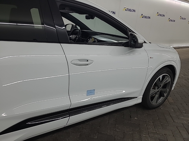 Foto 22 van Audi Q4 Sportback e-tron