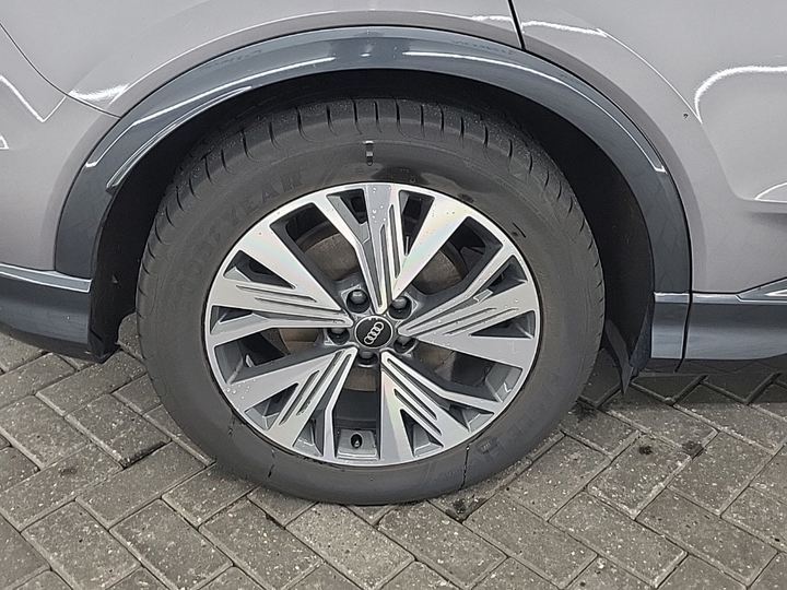 Foto 19 van Audi Q4 e-tron