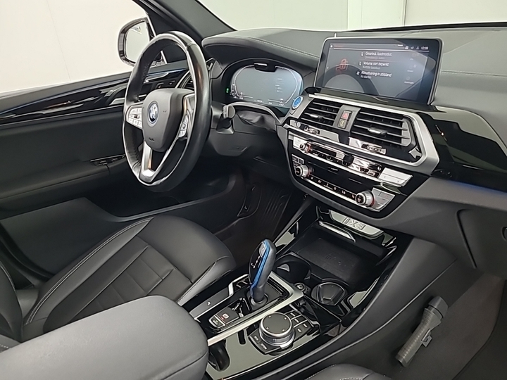 Foto 7 van BMW ix3