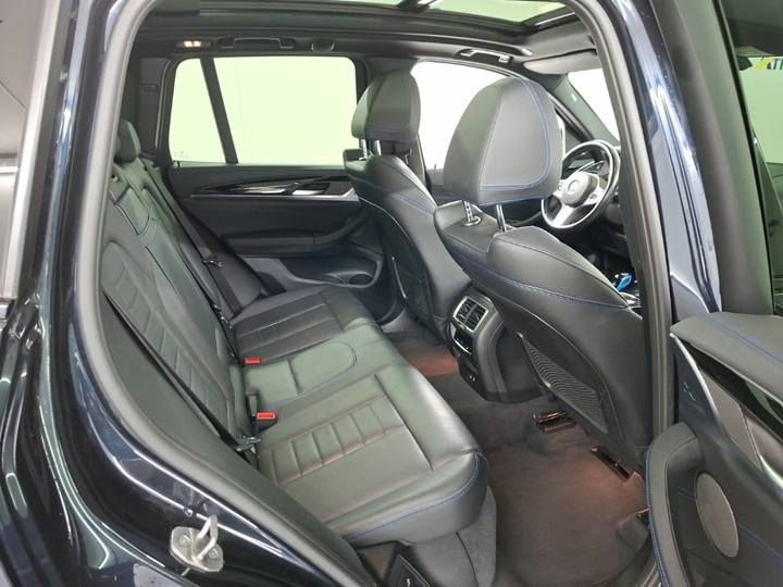 Foto 8 van BMW ix3