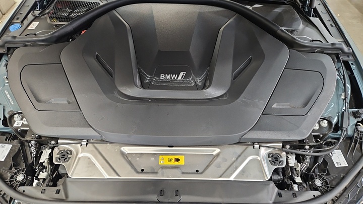 Foto 12 van BMW i4