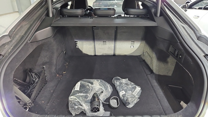 Foto 9 van BMW i4