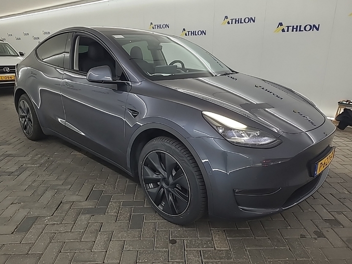 Photo 3 of Tesla Model Y