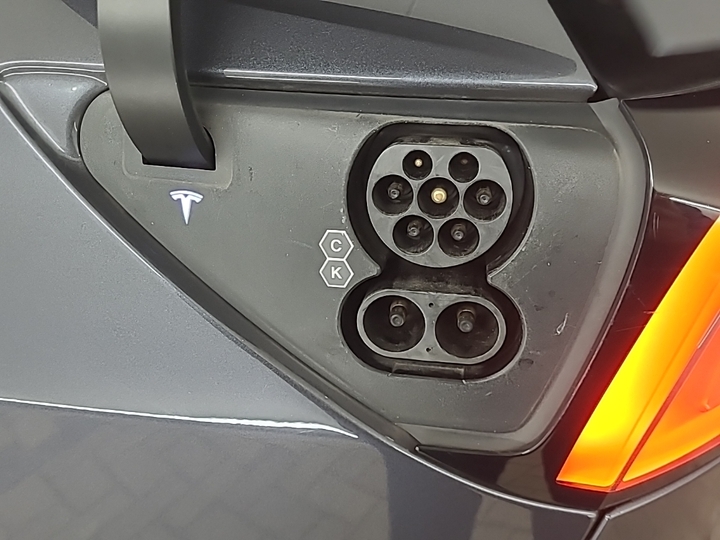 Photo 16 of Tesla Model Y