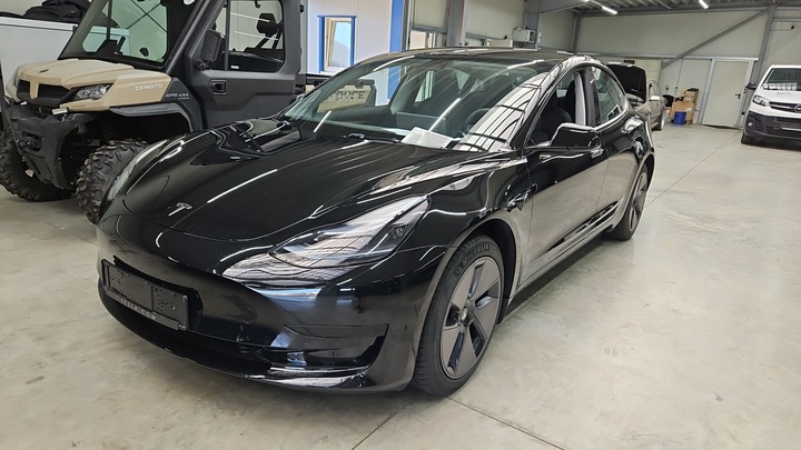 Foto 2 van Tesla Model 3