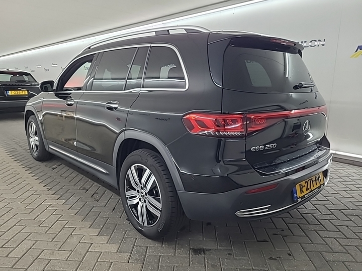 Foto 3 van Mercedes EQB