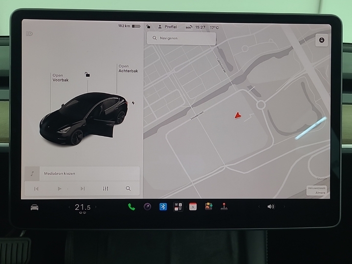 Photo 12 of Tesla Model 3