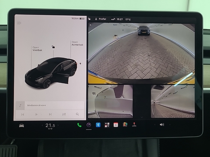 Photo 16 of Tesla Model 3