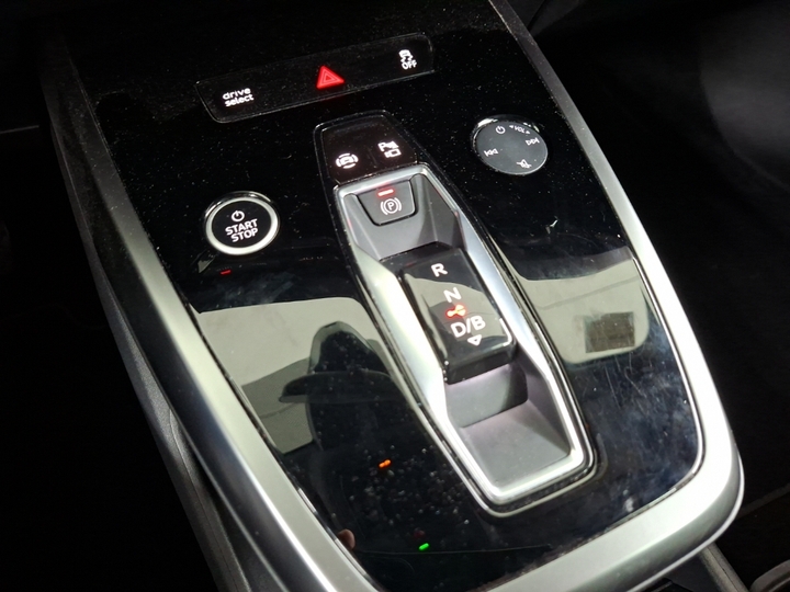 Foto 12 van Audi Q4 e-tron