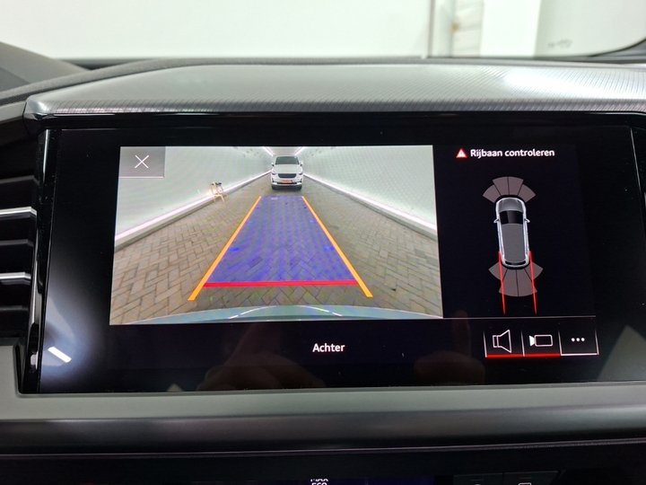 Foto 18 van Audi Q4 e-tron