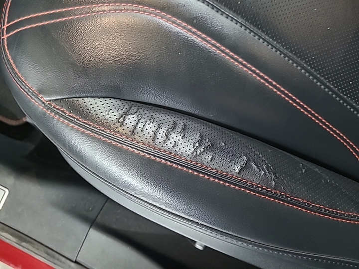 Foto 24 van Ford Mustang