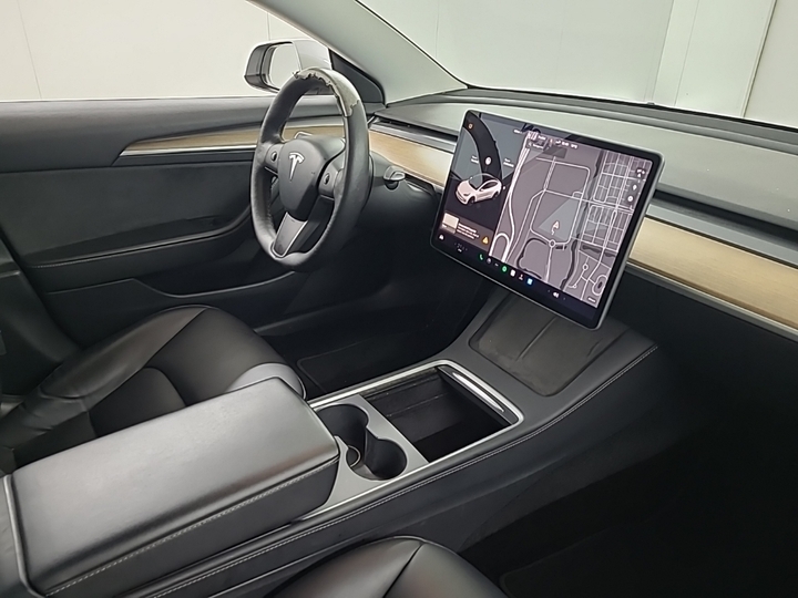 Foto 6 van Tesla Model 3