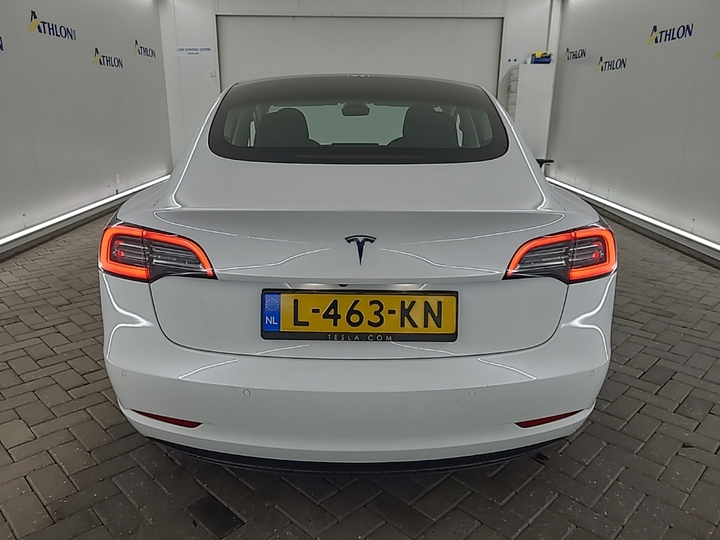 Foto 16 van Tesla Model 3