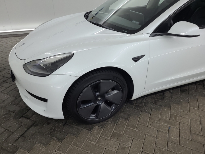 Foto 23 van Tesla Model 3