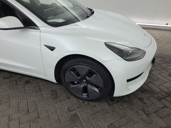 Foto 26 van Tesla Model 3