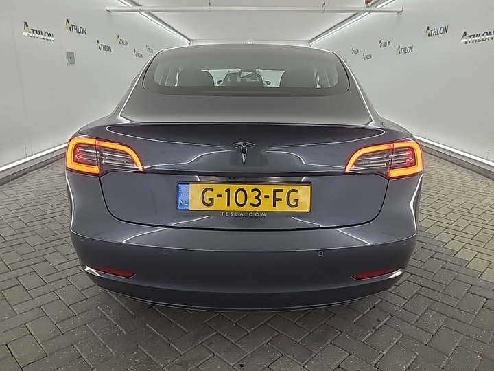 Foto 15 van Tesla Model 3