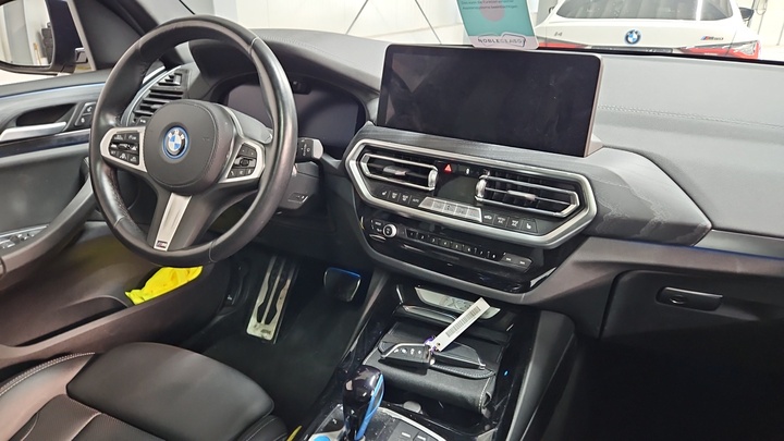 Foto 7 van BMW ix3
