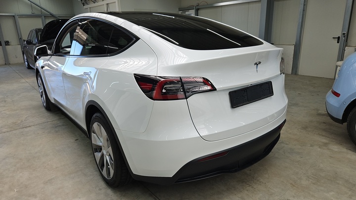 Foto 4 van Tesla Model Y