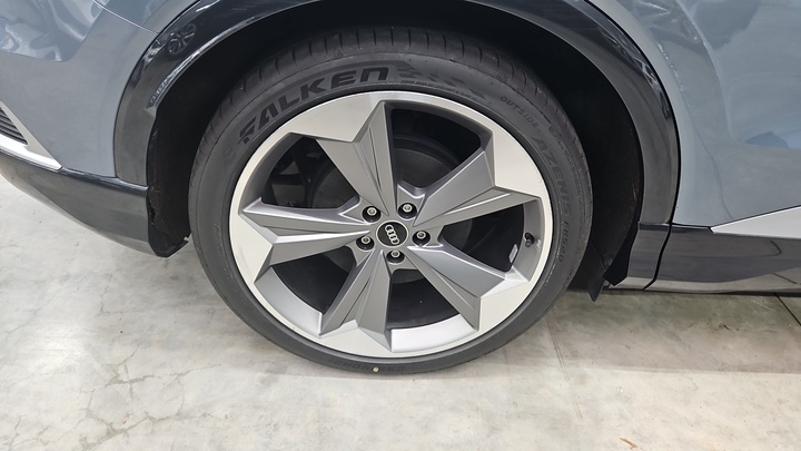 Foto 11 van Audi Q4 e-tron