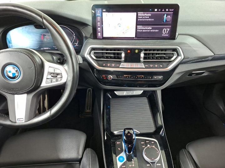 Foto 10 van BMW ix3