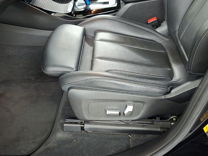 Foto 15 van BMW ix3