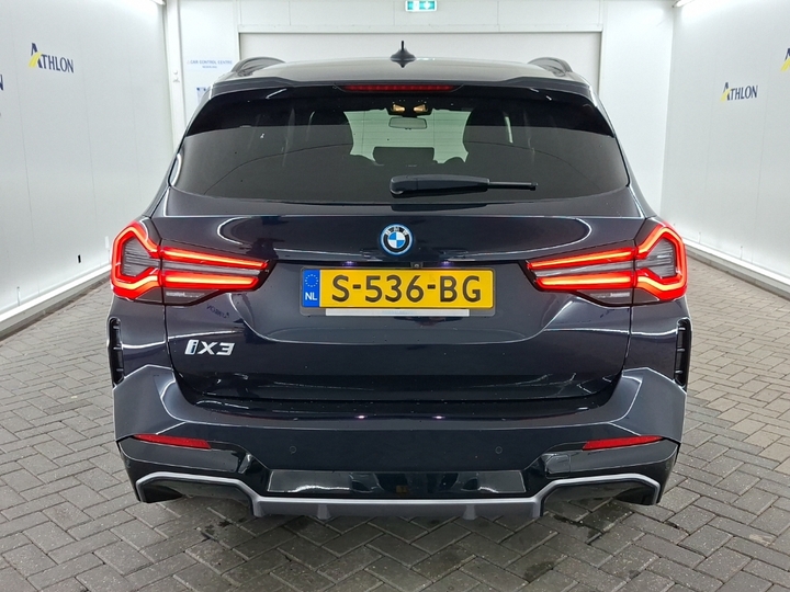 Foto 18 van BMW ix3