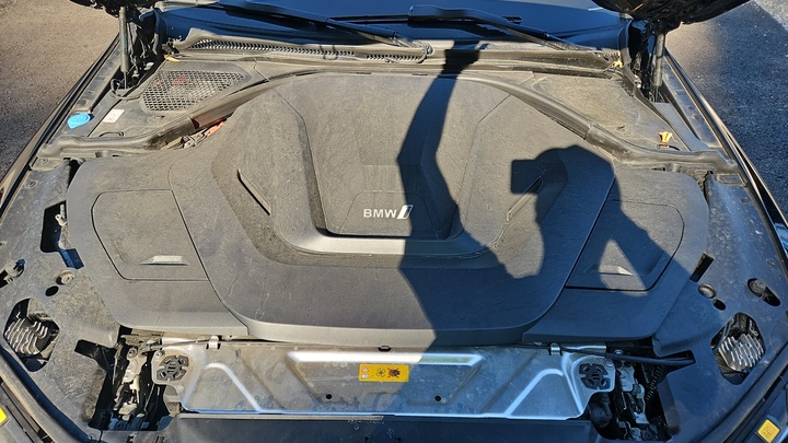 Foto 11 van BMW i4