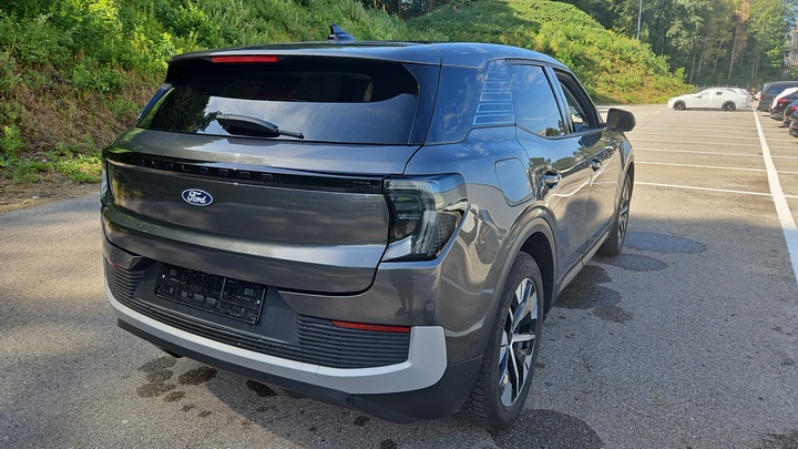 Foto 5 van Ford Explorer EV