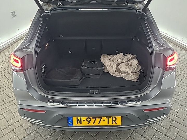 Foto 6 van Mercedes EQA