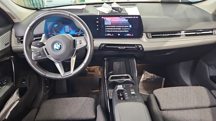 Foto 7 van BMW ix1